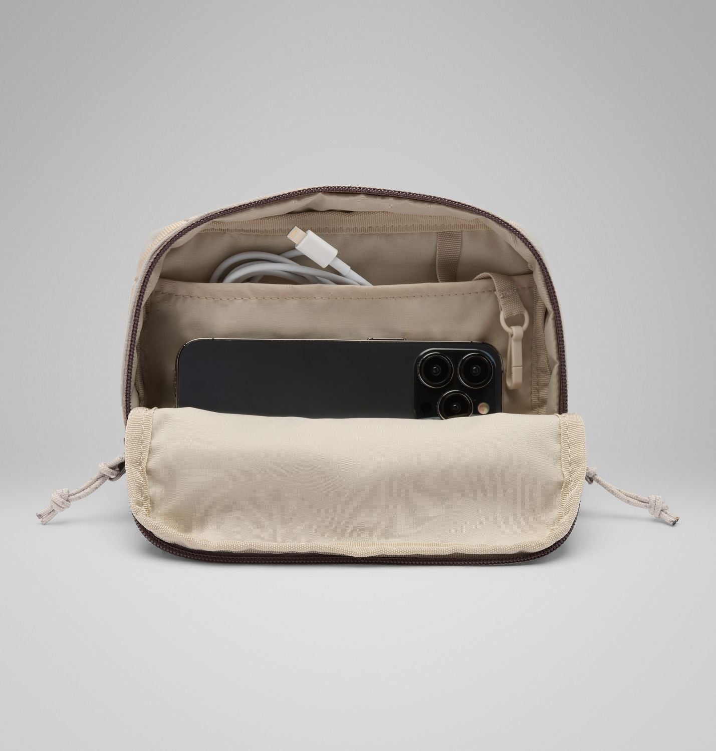 Columbia Trail Traveler Bag