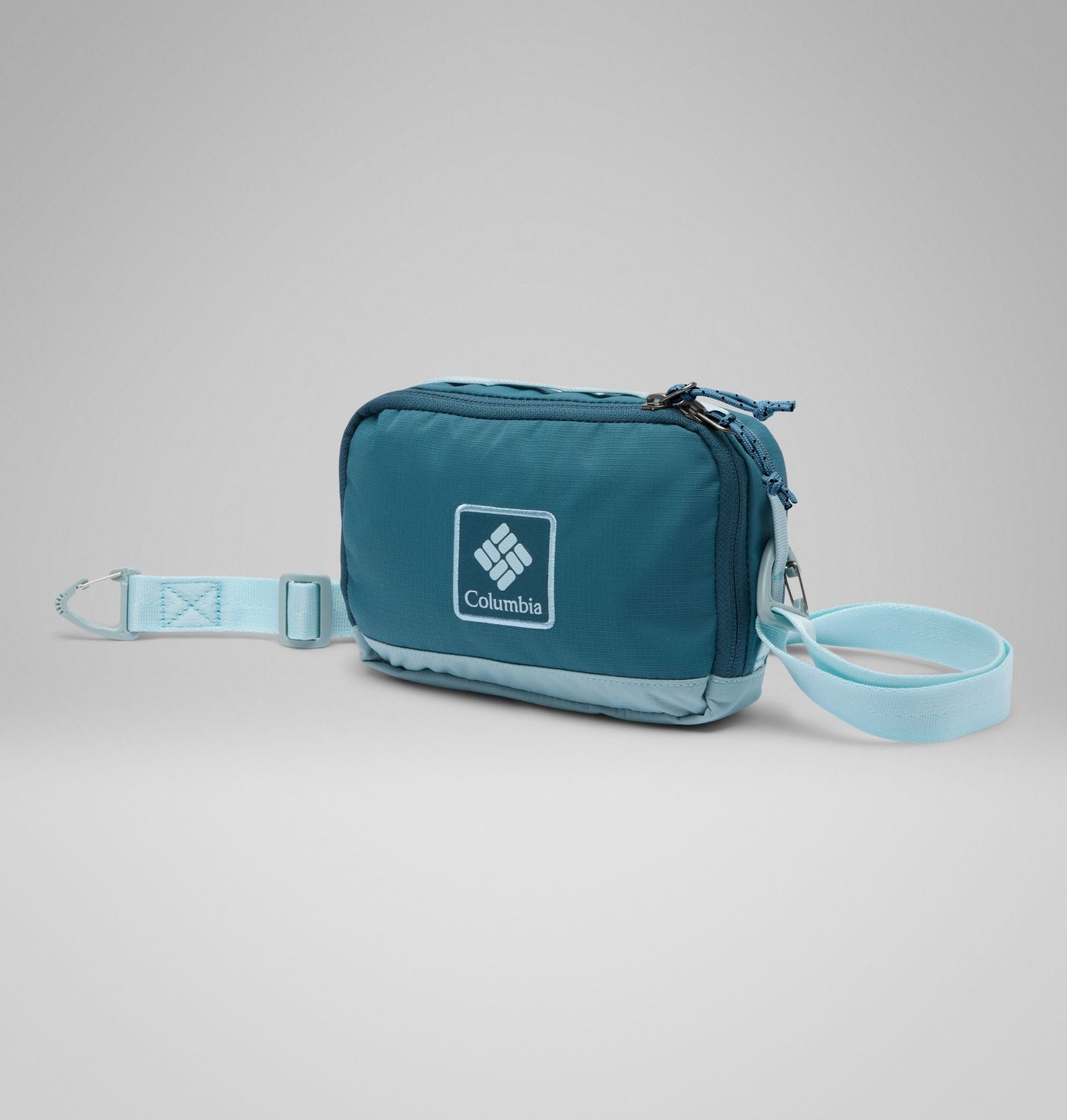 Columbia Trail Traveler Bag