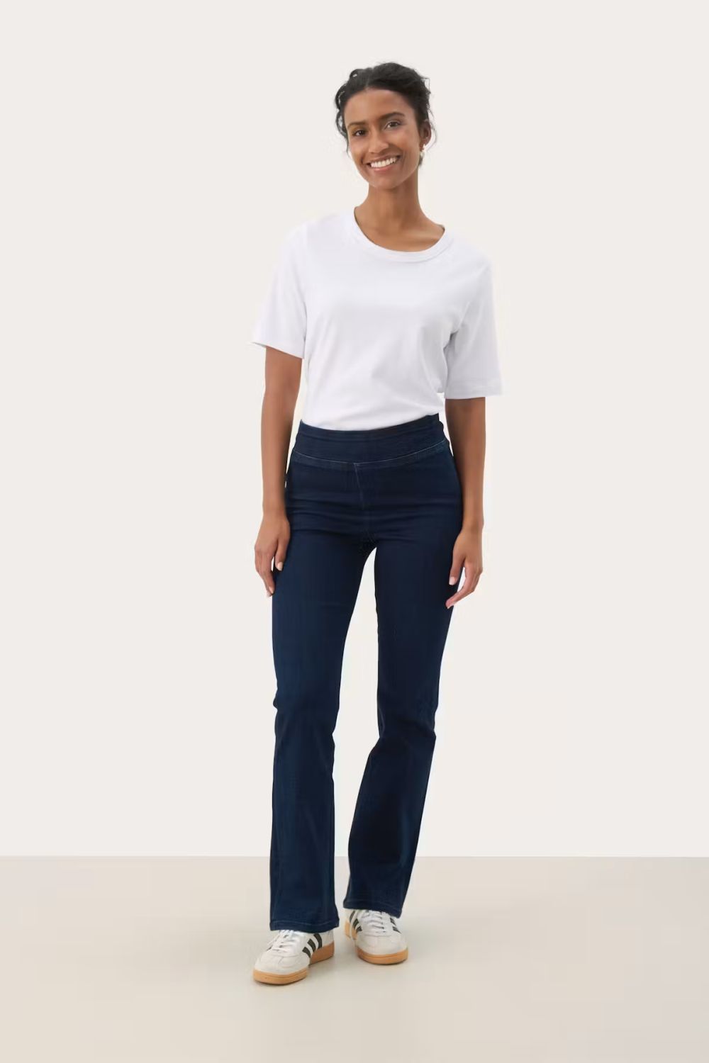 Part Two Nikelas Jeans
