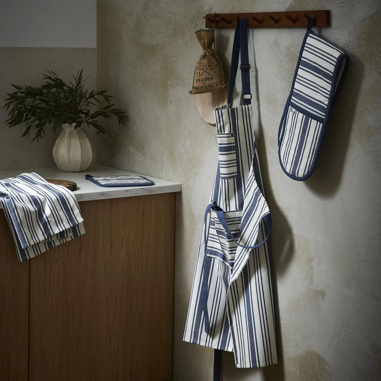 Ulster Weavers Denim Stripe Pot Mat