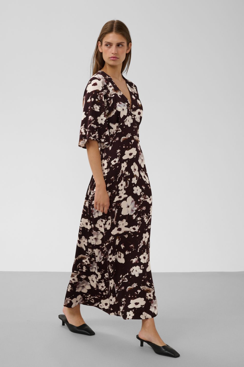 Soaked Clero Midi Dress