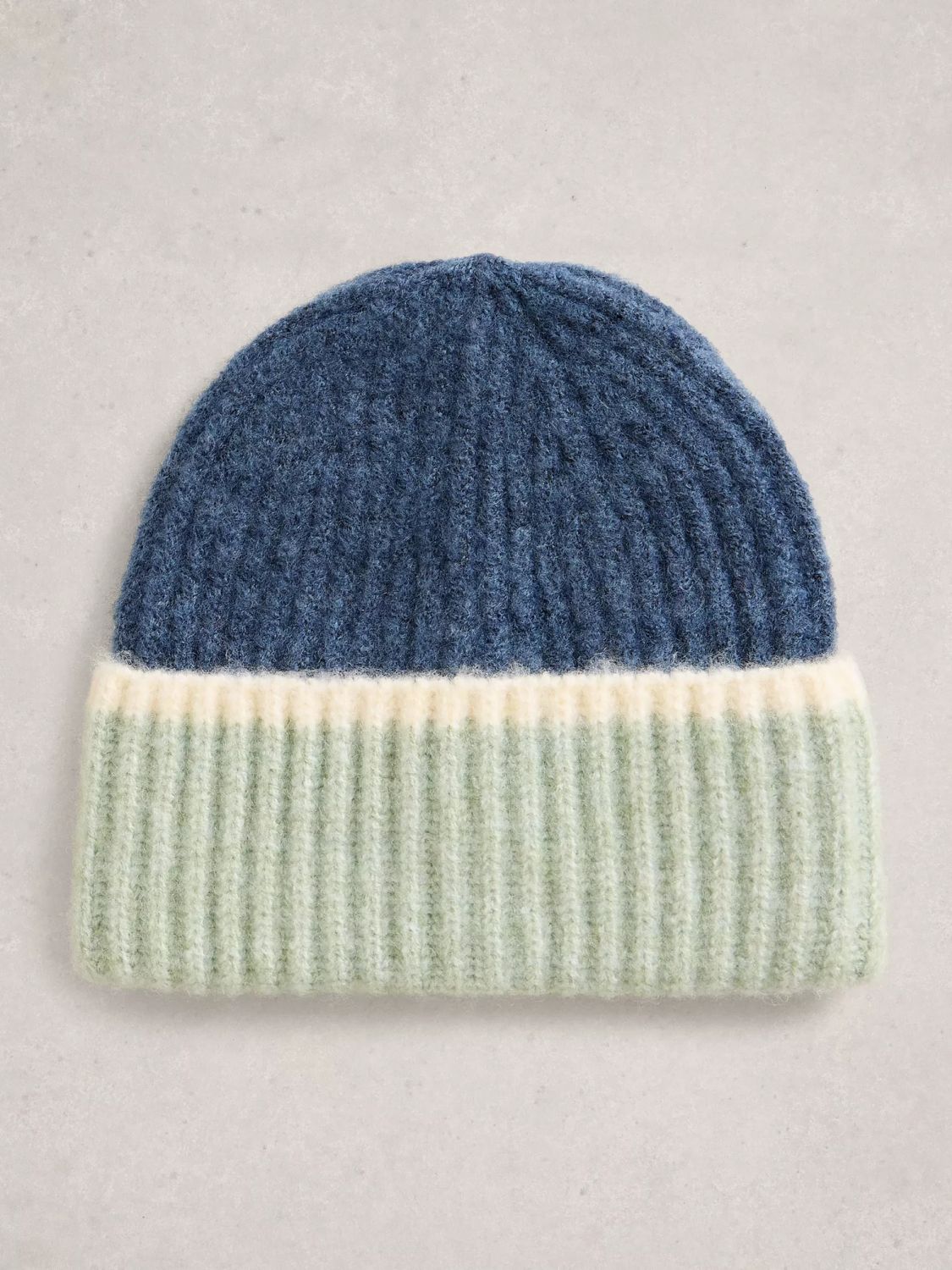 White Stuff Hat & Glove Gift Box