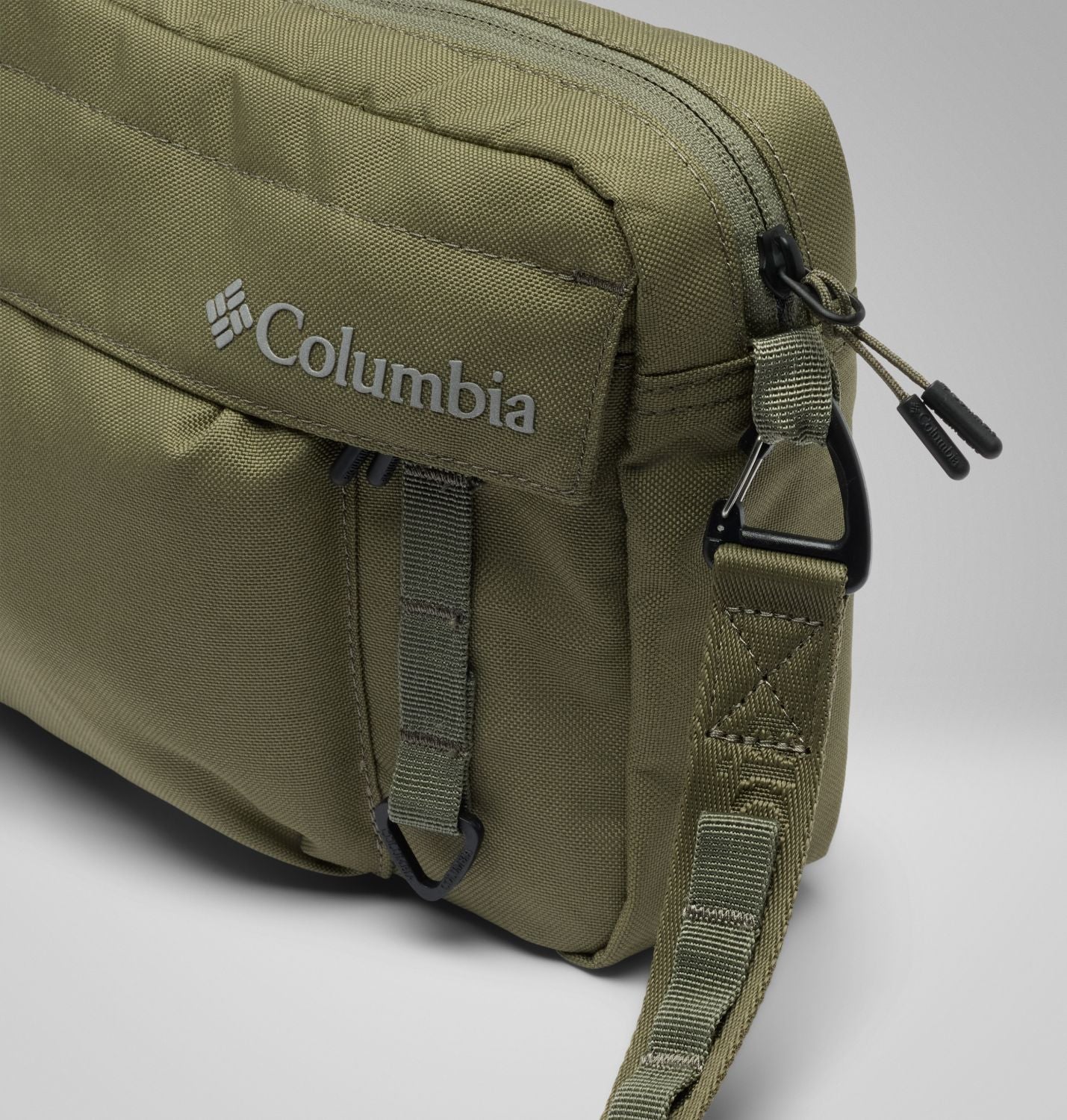 Columbia Street Transit Bag