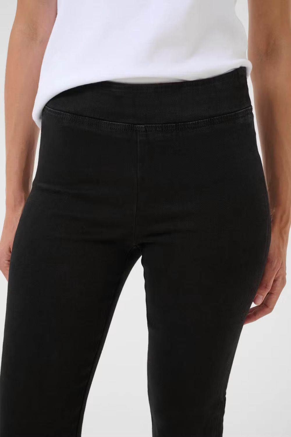 Part Two Nikelas Jeans