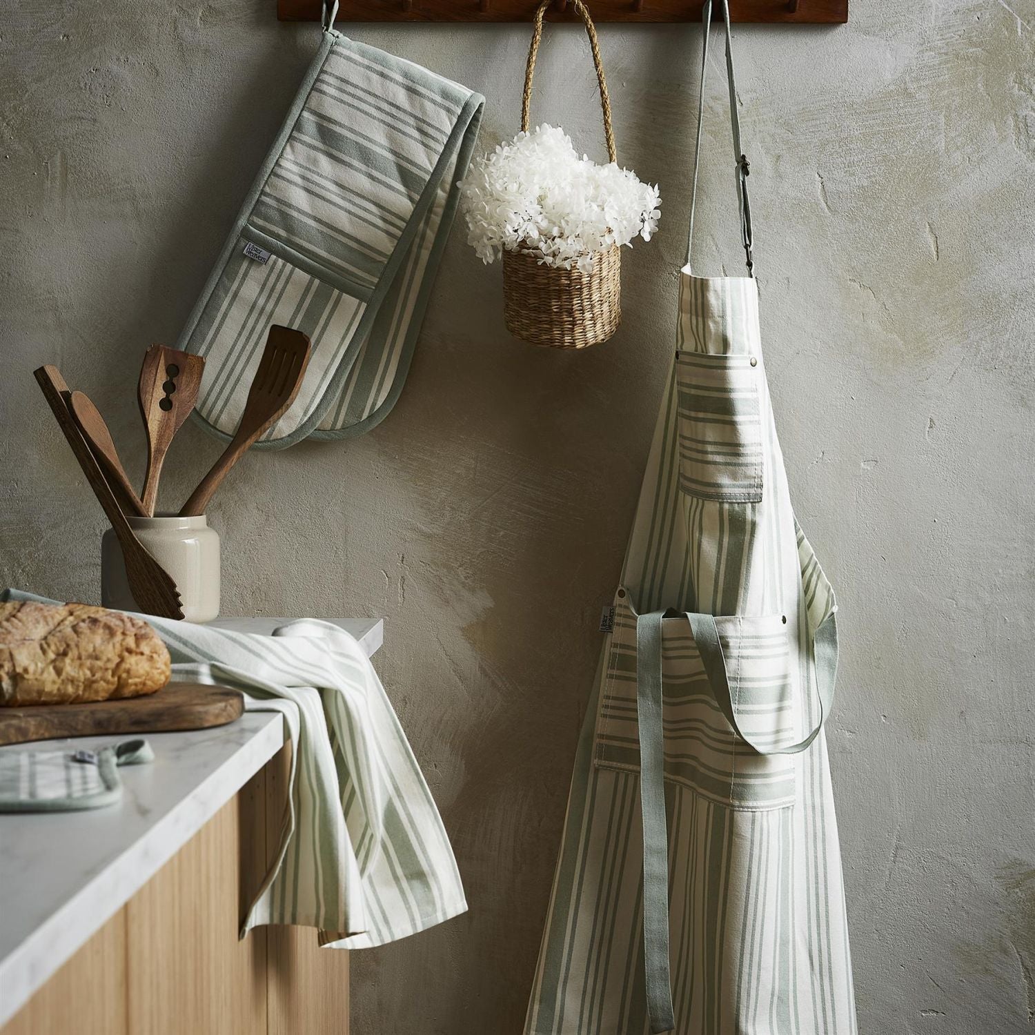 Ulster Weavers Sage Stripel Apron